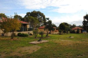 Lakes Entrance Country Cottages - Accommodation Melbourne