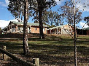Mansfield Country Resort - Accommodation Melbourne